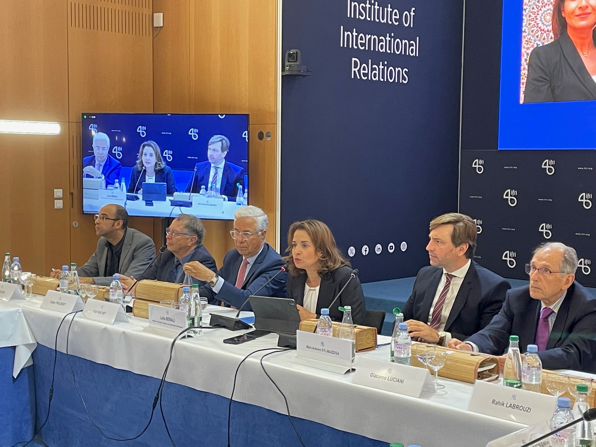 Conférence-débat avec Leila Benali, Ministre marocaine de la transition énergétique et du développement soutenable, 16 mai 2024_2.jpg