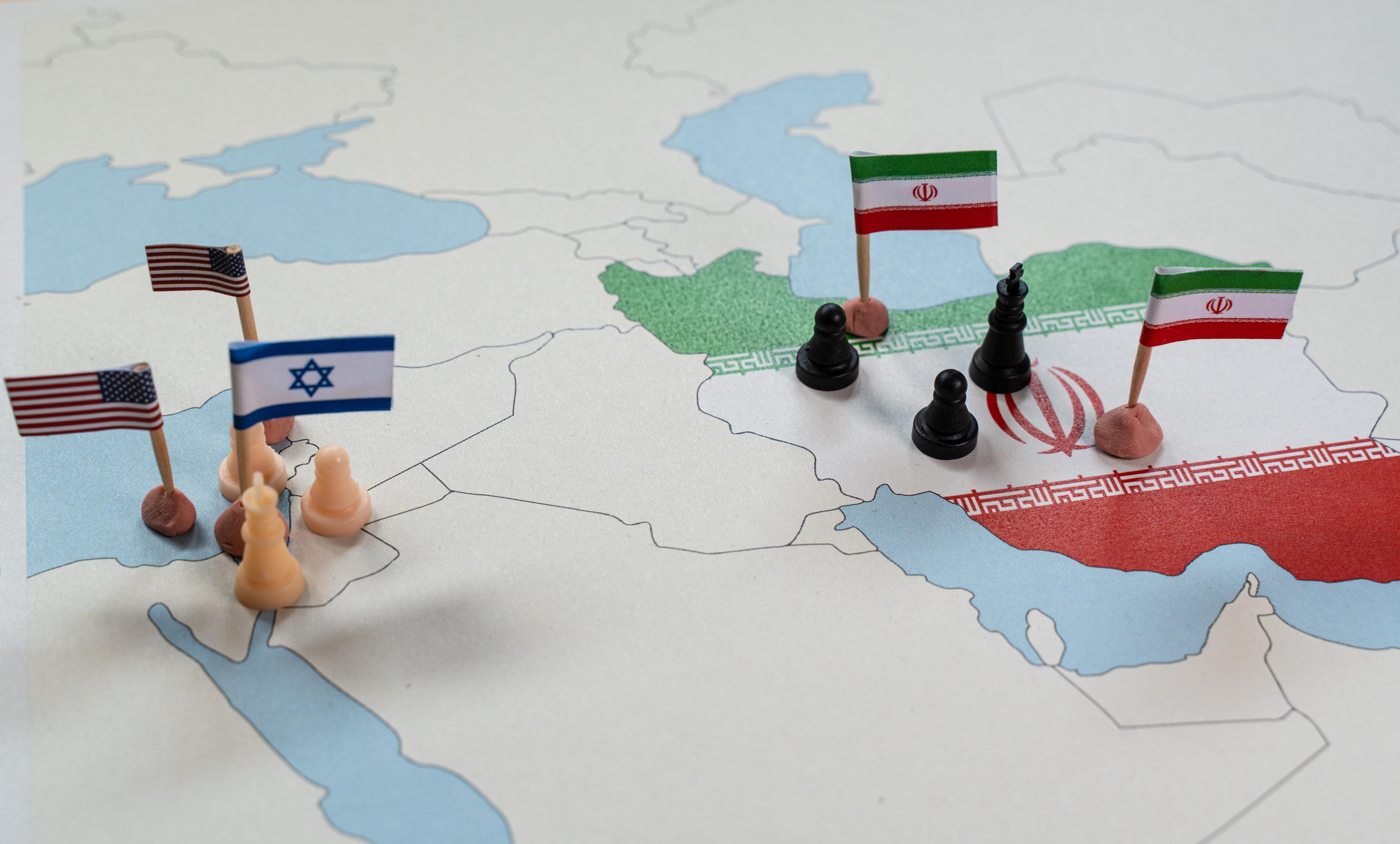 L'escalade des tensions politiques entre Israël, l'Iran et les États-Unis
