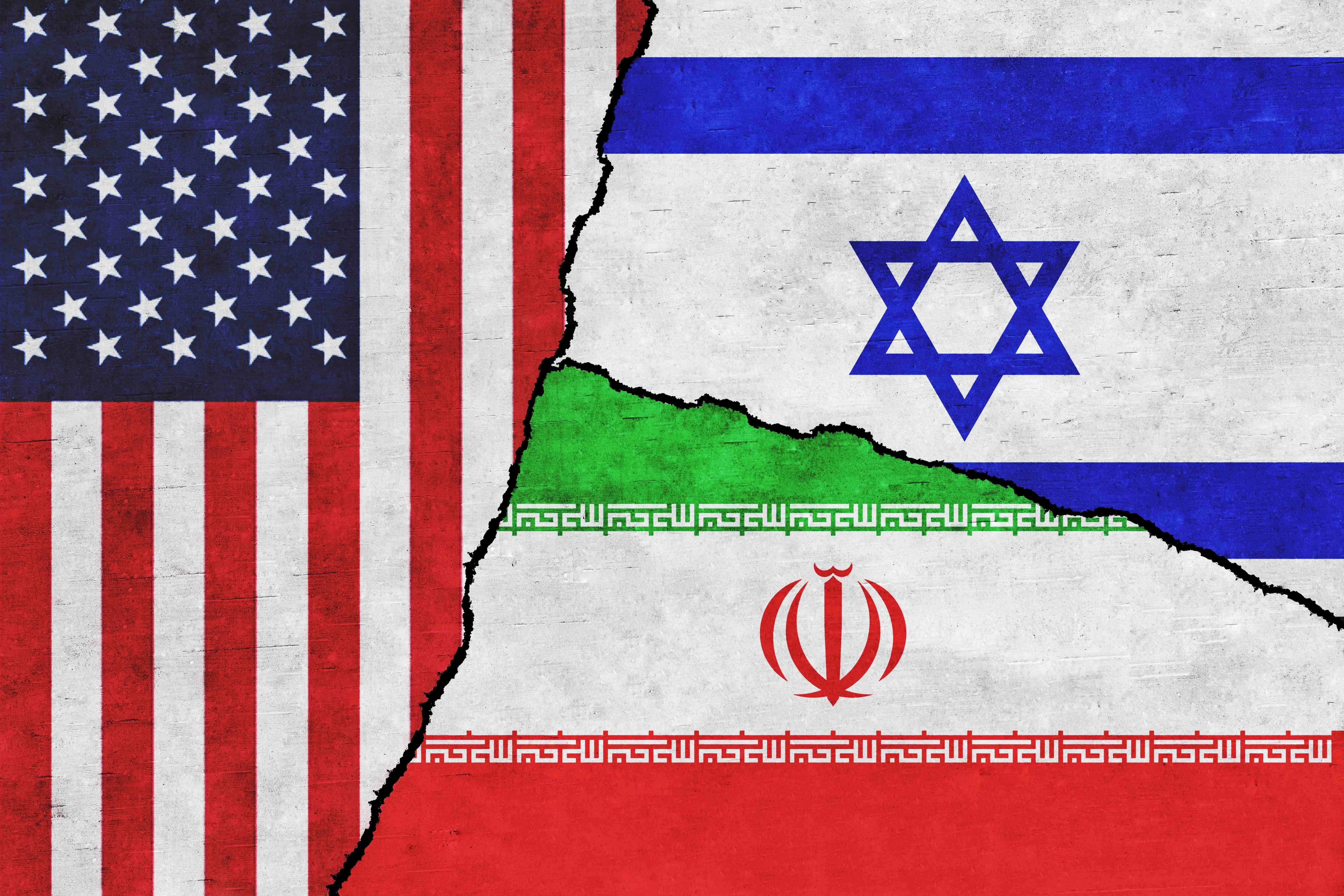 Drapeaux d'Israël, de l'Iran et des États-Unis