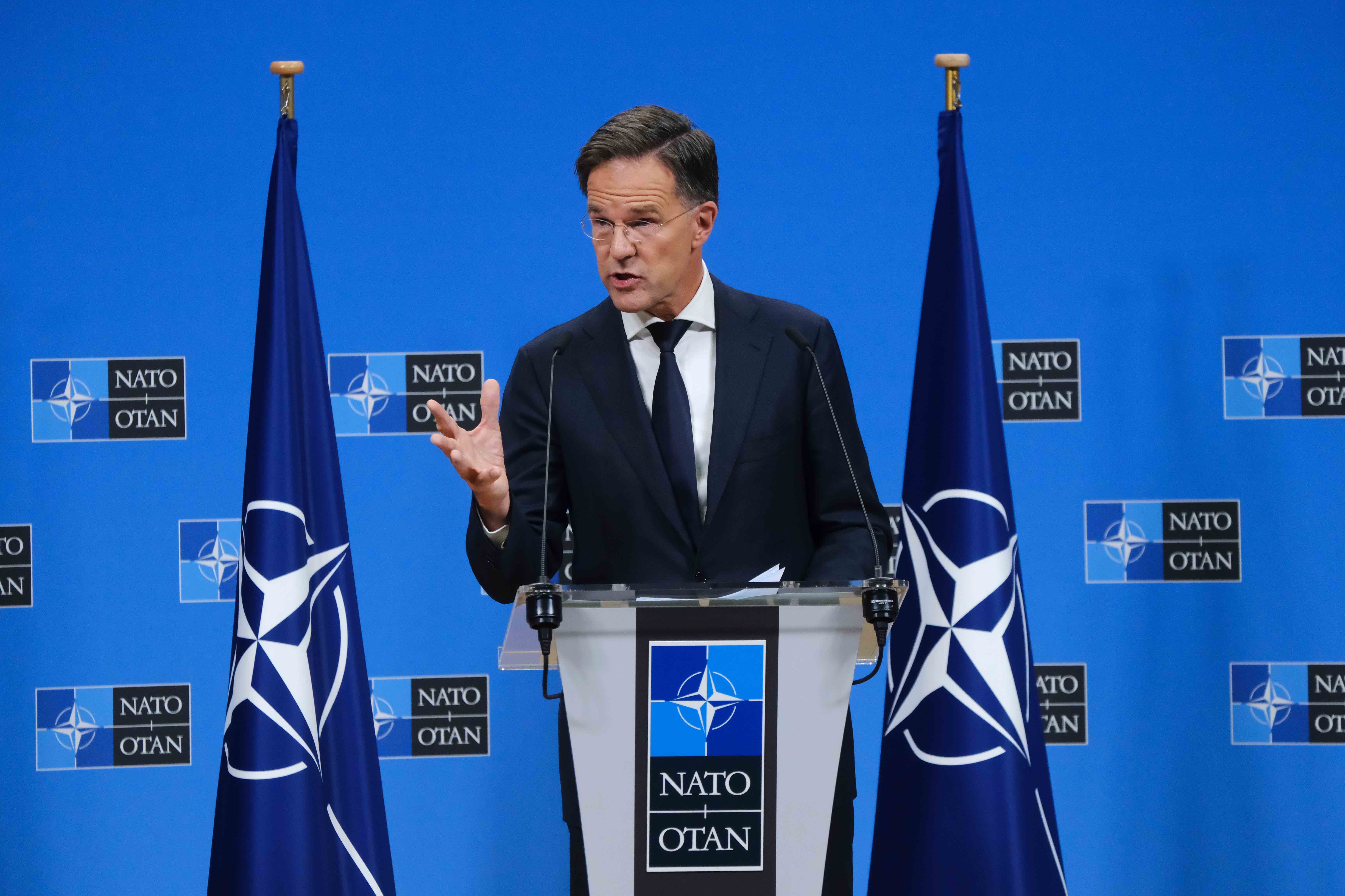 Le secrétaire général Nouvel de l'OTAN, Mark Rutte, participe à une conférence de presse, au siège de l'Alliance à Bruxelles, en Belgique, le 1er octobre 2024.
