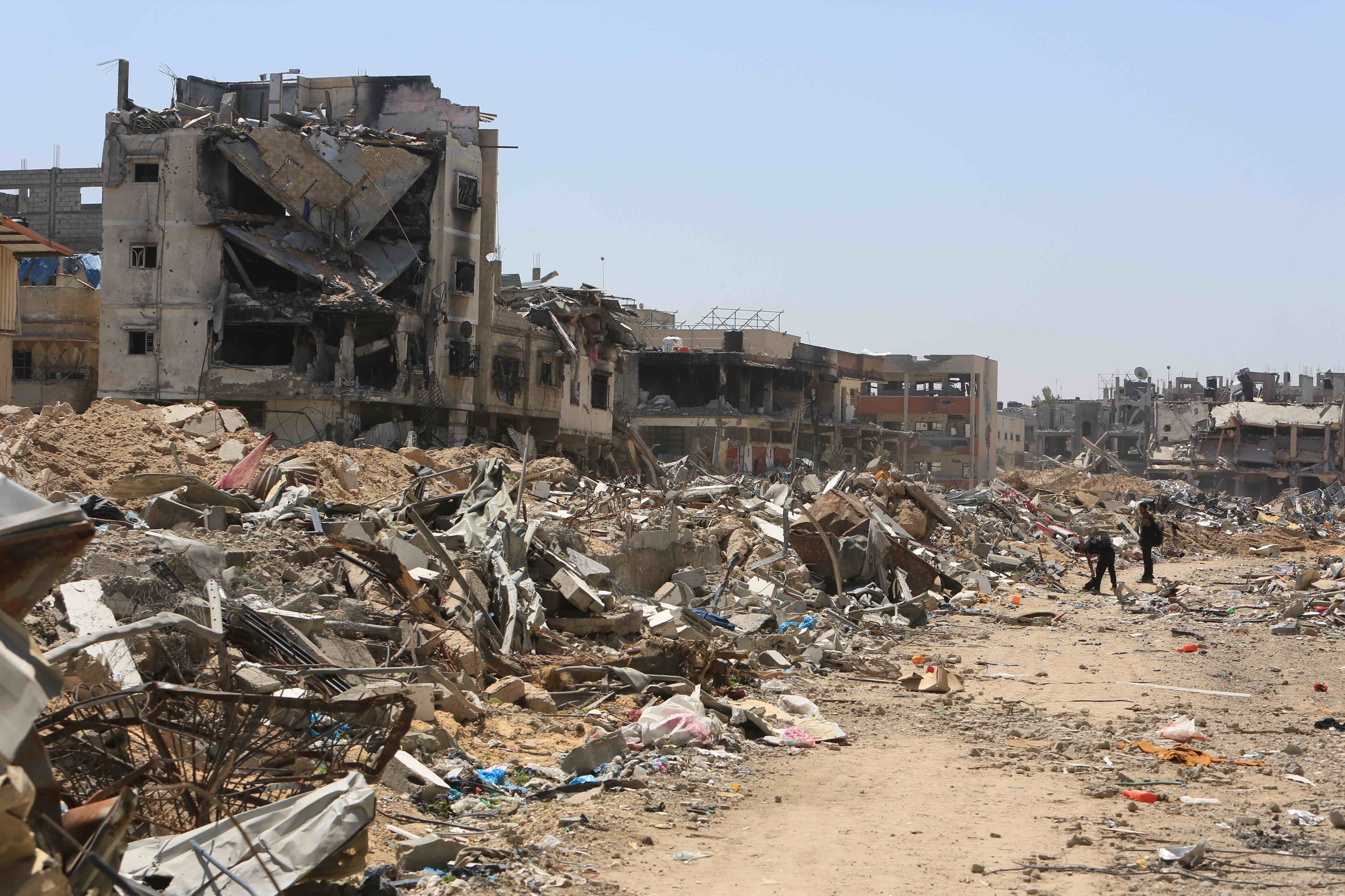 Les destructions massives causées par les bombardements israéliens à Khan Younis, dans le sud de la bande de Gaza.