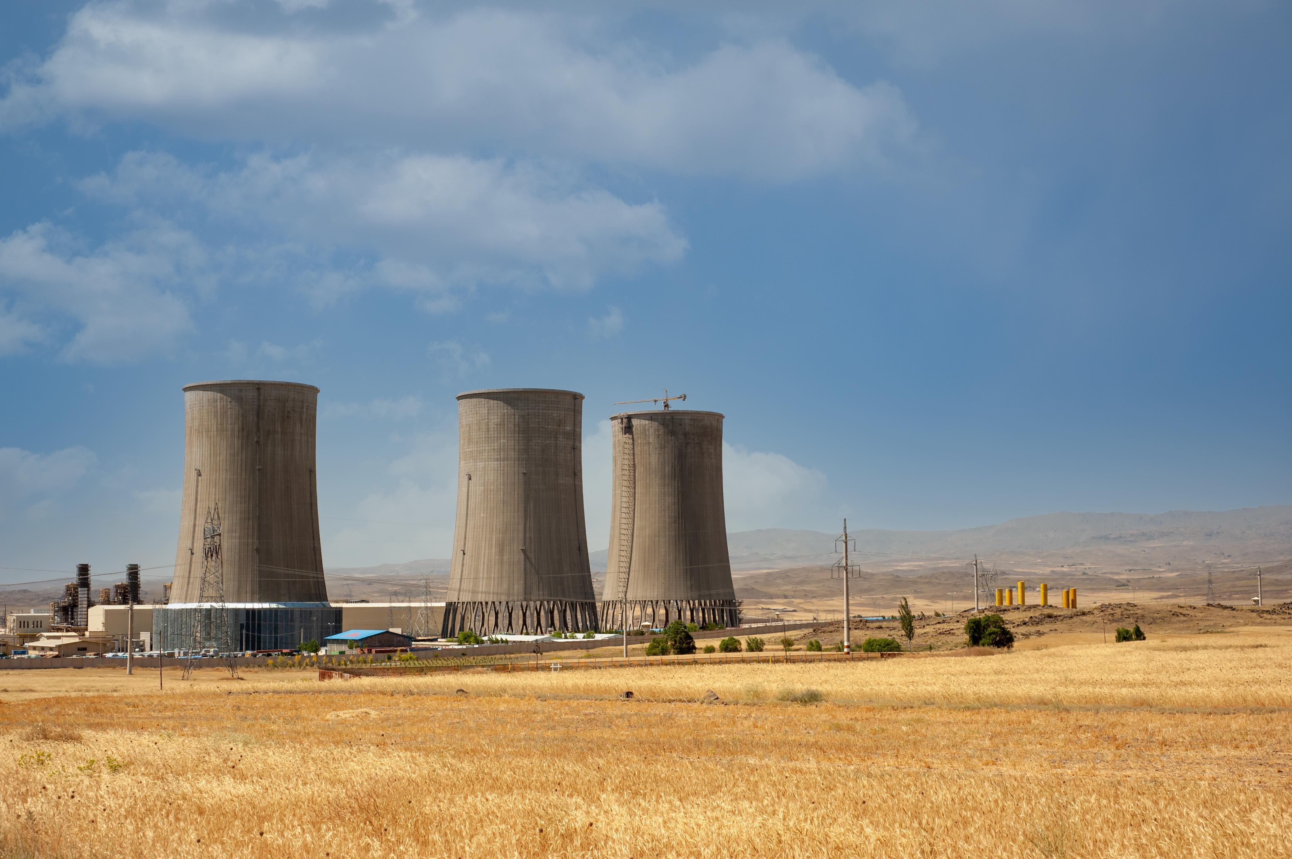 Tours de refroidissement de la centrale nucléaire, Iran