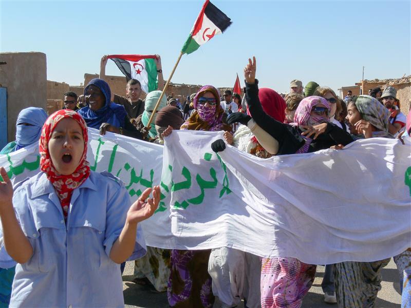 22 mars 2008. Manifestation pour l'indépendance du Sahara Occidental devant le mur marocain