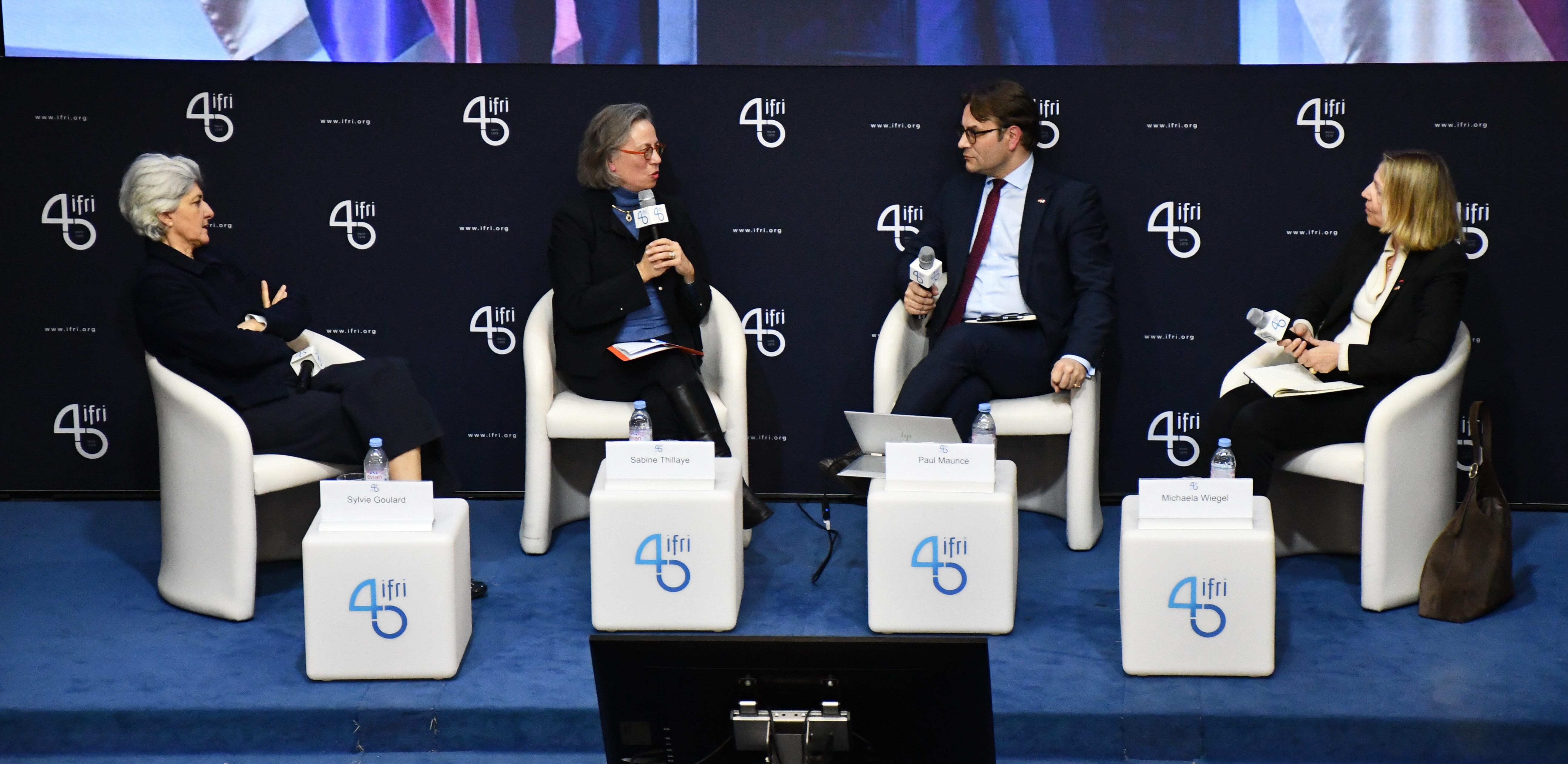 Paris-Berlin en 2026 : quel rôle pour le tandem franco-allemand dans un monde en crise ?