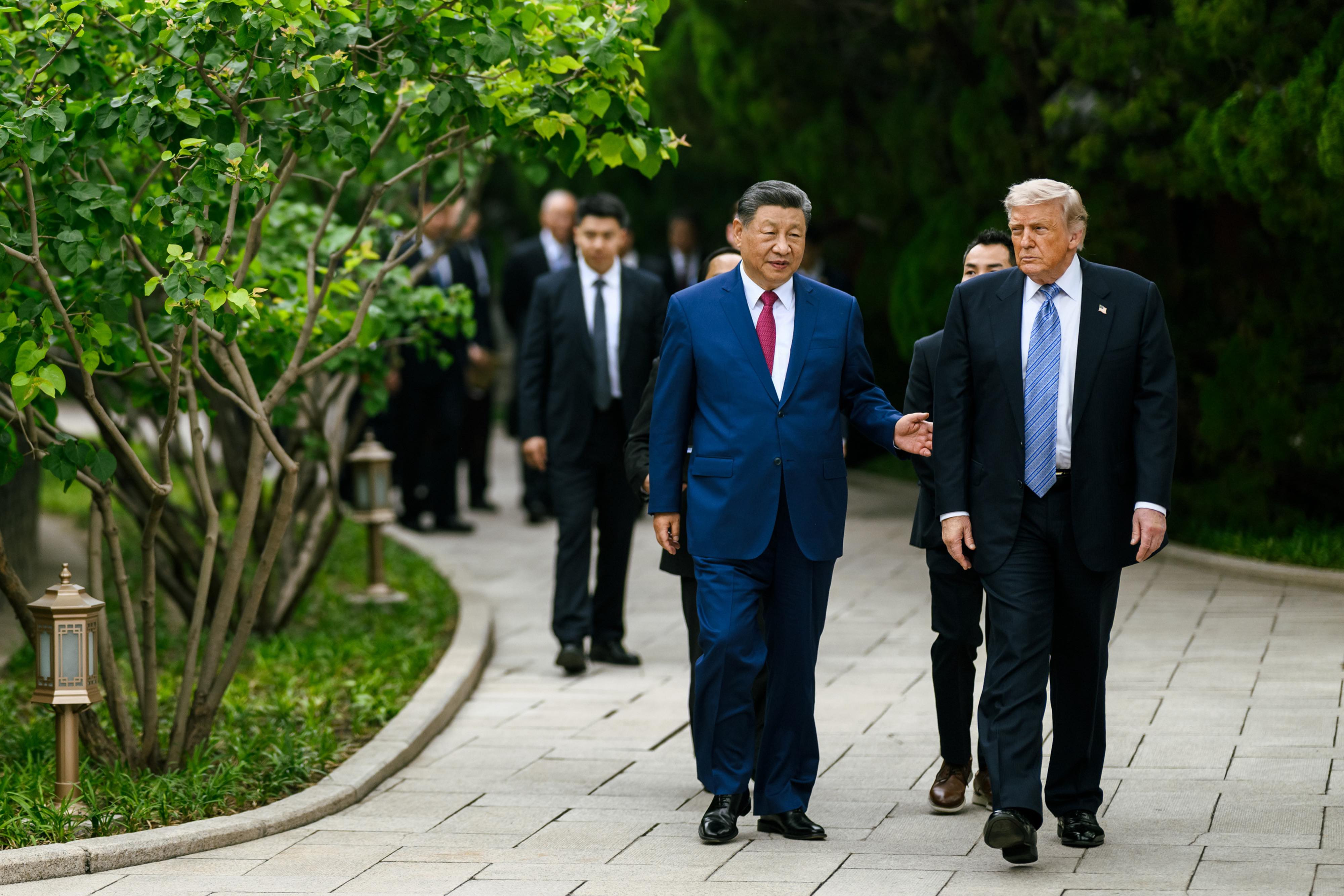 Donald Trump reçu par Xi Jinping à Zhongnanhai (Pékin, Chine), le 15 mai 2026.