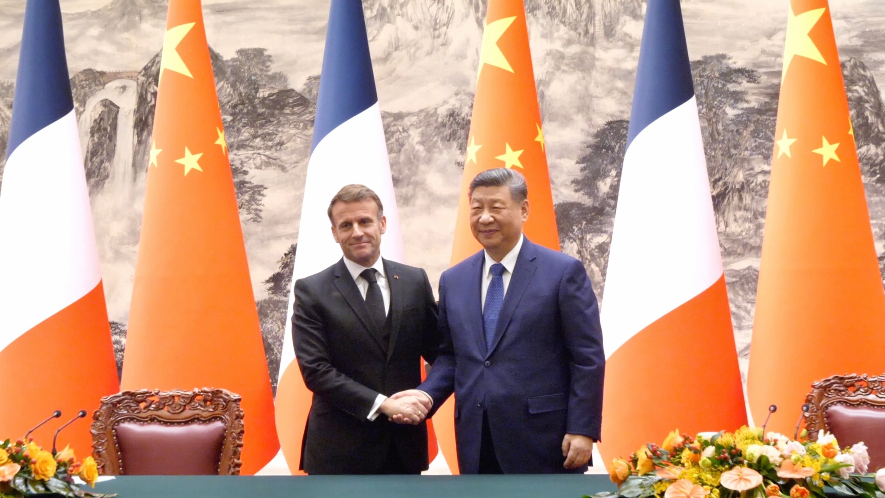 Beijing, China, December 4, 2025. President Xi and Macron meet at the Great Hall of the People.