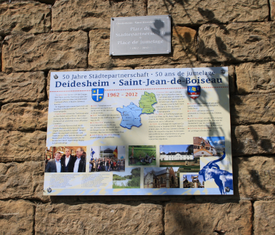Platz der Städtepartnerschaft Deidesheim - Saint-Jean-de-Boiseau, 25. August 2015 