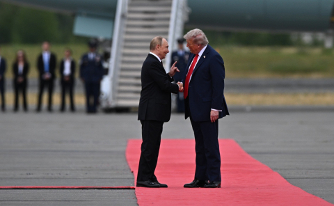 Le président américain Donald Trump accueille le président russe Vladimir Poutine au sommet Alaska 2025, Anchorage - 15 août 2025