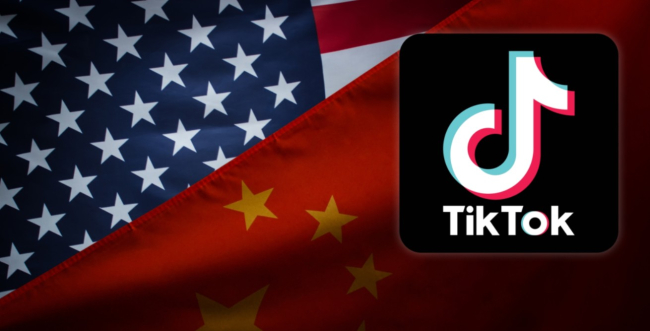 Logo de Tik Tok et drapeaux des Etats-Unis et de la Chine