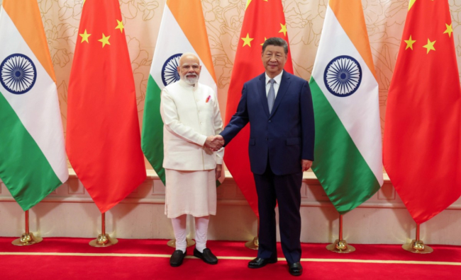 Le Premier ministre indien Narendra Modi et le président chinois Xi Jinping, sommet de l'Organisation de coopération de Shanghai, Tianjin - 31 août 2025.