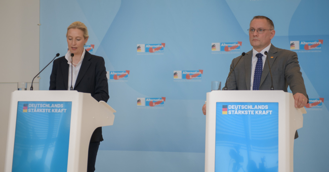 Berlin, Allemagne, 2026-04-21 : Alice Weidel et Tino Chrupalla photographiés lors d'une réunion à Berlin