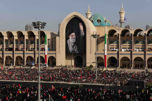 Cérémonies funéraires du Guide suprême iranien à Téhéran (Iran), le 4 juillet 2026