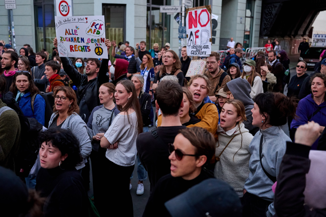 Manifestation contre la victoire électorale de l'AfD à Berlin, Allemagne - 6 septembre 2026