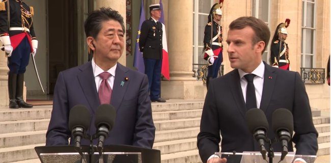 Le Président Emmanuel Macron et le Premier ministre du Japon, Shinzō Abe, 23 avril 2019