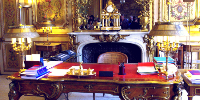 image_-_debat_-_presidentielle_-_bureau_-_elysee.png