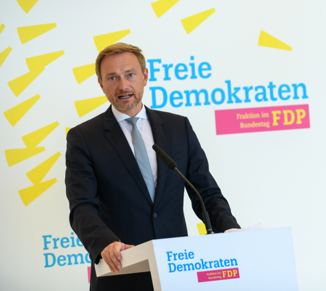 FDP-Chairman Christian Lindner answers questions before the faction meeting in Berlin. September 15, 2020