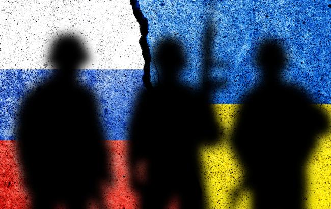 Militaires russes et ukrainiens