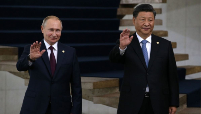 Le président russe Vladimir Poutine et le président chinois Xi Jinping 