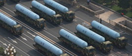 Missiles balistiques chinois lancés par sous-marin JL-2 lors d'un défilé militaire à Pékin, octobre 2019