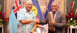 Le Président de Nouvelle Calédonie Louis Mapou et le Premier ministre fidjien Franck Bainimarama, 2022. © Gouvernement de Nouvelle-Calédonie