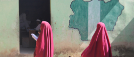 Deux élèves de la Success Private School, l'une des premières écoles attaquées par Boko Haram à Maiduguri, Nigeria, 9 septembre 2015