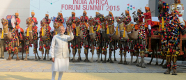 The Prime Minister, Shri Narendra Modi at the alighting point for leaders to receive the heads of delegations the 3rd India Africa Forum Summit 2015, in New Delhi on October 29, 2015 