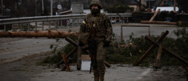 Soldat ukrainien, Irpin, région de Kiev, Ukraine - 3 mars 2022 :  