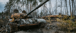 Char russe T-72 renversé par l'armée ukrainienne, région de Kiev, 5 avril 2022