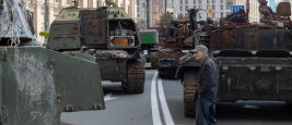Kiev, Ukraine - 21 août 2022 : Matériel militaire russe détruit sur Khreschatyk