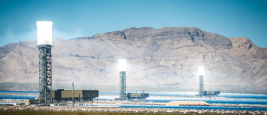 Concentrated Solar Thermal Plant in the California Mojave Desert, United States - Piotr Zajda