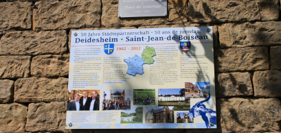 Platz der Städtepartnerschaft Deidesheim - Saint-Jean-de-Boiseau, 25. August 2015 