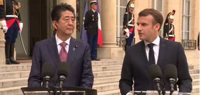 Le Président Emmanuel Macron et le Premier ministre du Japon, Shinzō Abe, 23 avril 2019