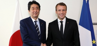 Emmanuel Macron and Shinzo Abe, September 2017