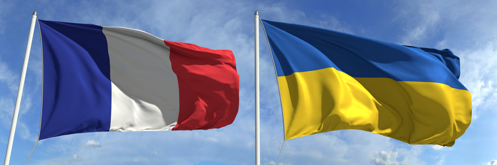france_ukraine_flags.jpg
