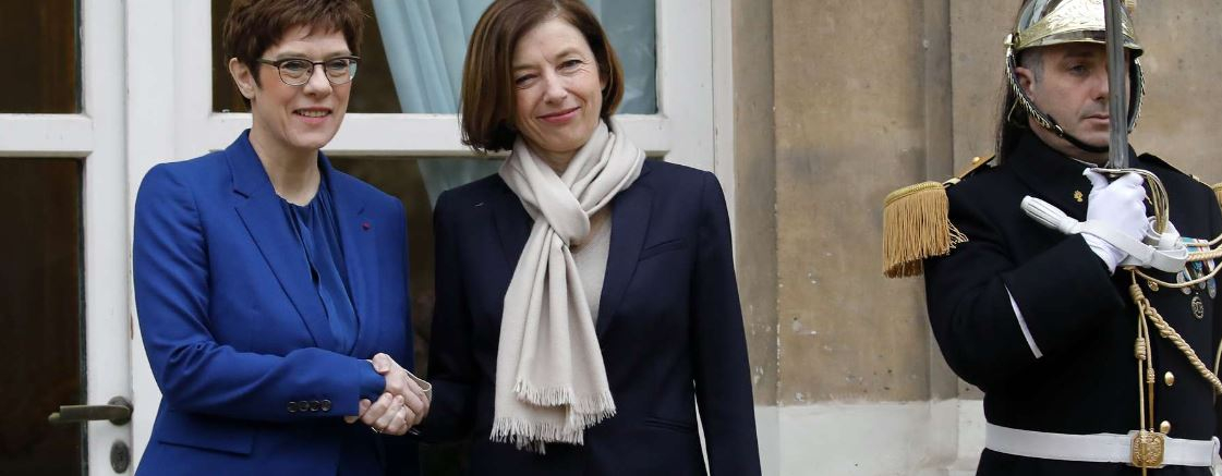 Kramp-Karrenbauer en France: deux ministres, un objectif
