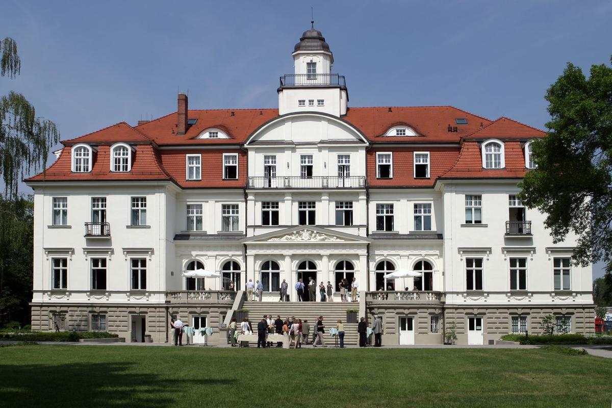schloss_genshagen_-_ein_ort_des_entschleunigten_t_eb146183ba.jpg