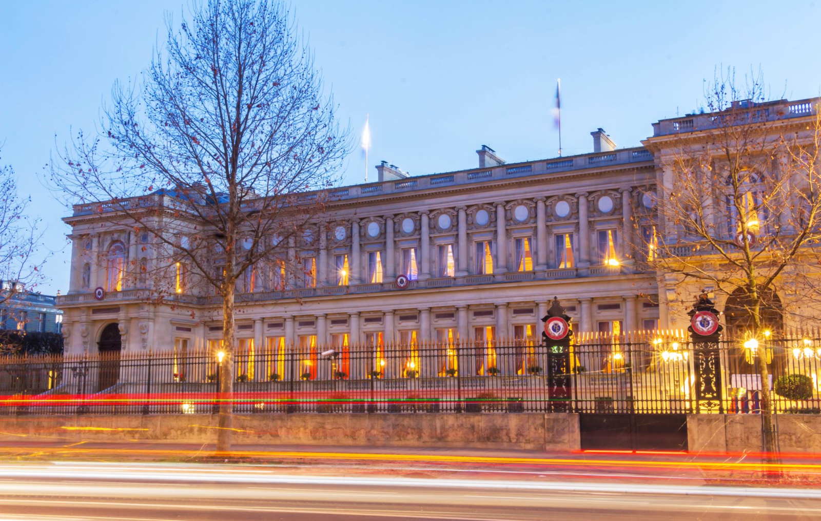 Le ministère français des Affaires Etrangères est situé sur le quai d'Orsay à Paris.Le bâtiment a été construit entre 1844 et 1855 par Lacornee.