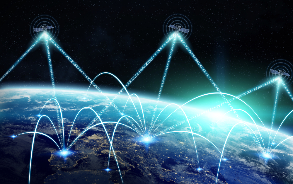 Échange de données par réseau et satellite